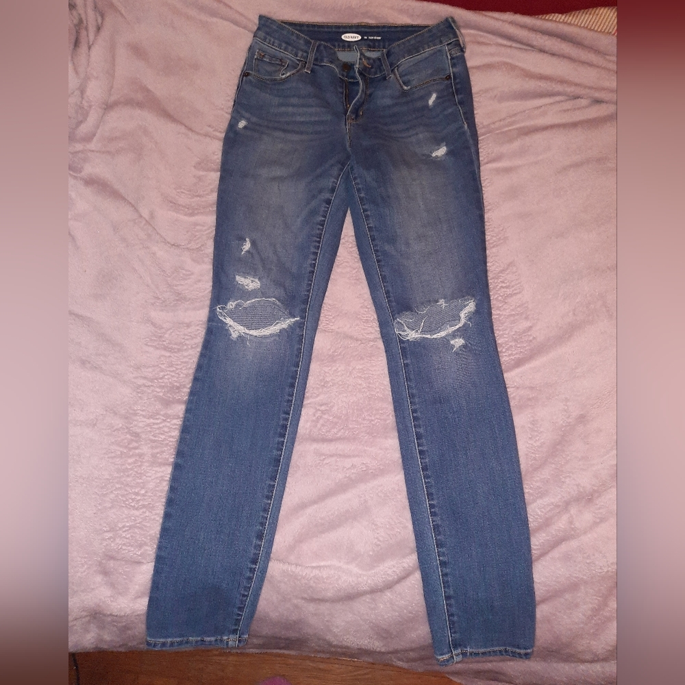 Old navy women ripped skinny jeans